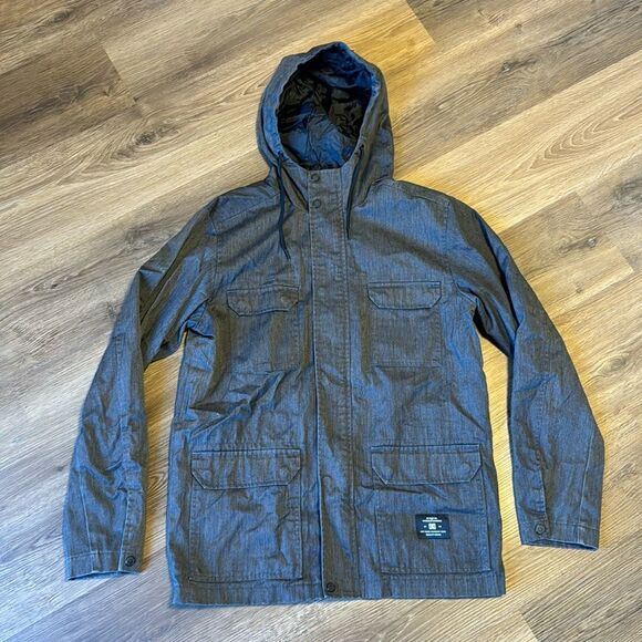 DC shoes skate mens full zip lightweigjt jacket with hood size small - Picture 1 of 10